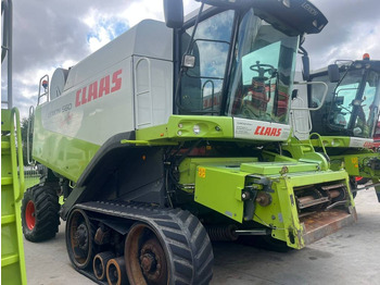 Obilný kombajn CLAAS Lexion