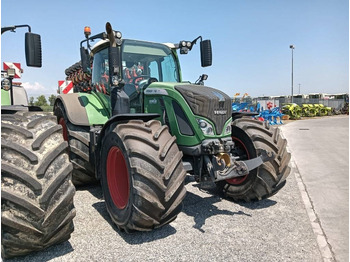 Traktor FENDT 718 Vario