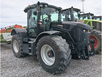 Traktor JCB Fastrac 4220
