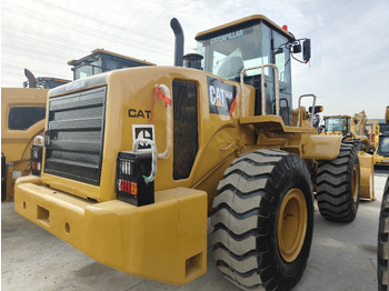 Kolesový nakladač CATERPILLAR 966H
