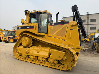 Buldozér CATERPILLAR D8T