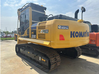 Pásové rýpadlo KOMATSU PC200-8