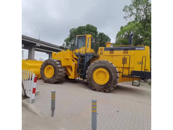 Kolesový nakladač KOMATSU WA600-3