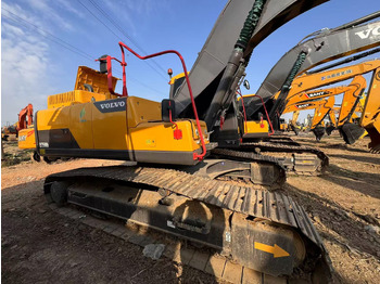 Pásové rýpadlo VOLVO EC250