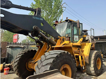 Kolesový nakladač VOLVO L220F