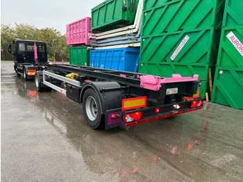 Hákový/ Ramenový nosič přívěs