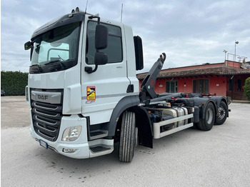 Hákový nosič kontajnerov DAF CF 480