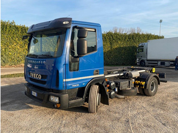 Hákový nosič kontajnerov IVECO EuroCargo 75E