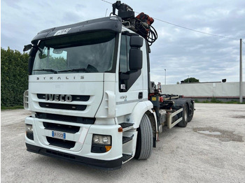 Hákový nosič kontajnerov IVECO Stralis