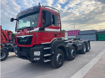 Hákový nosič kontajnerov MAN TGS 41.480