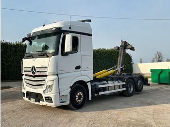 Hákový nosič kontajnerov MERCEDES-BENZ Actros