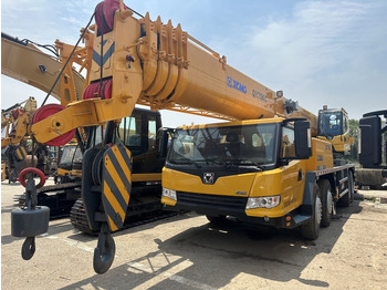 Autožeriav XCMG QY75KC