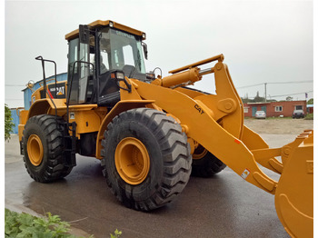 Kolesový nakladač CATERPILLAR 980F