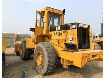 Kolesový nakladač CATERPILLAR 966F