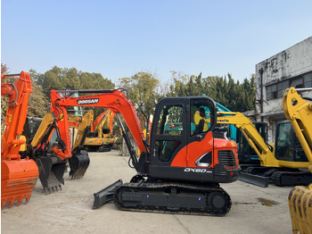 Mini rýpadlo DOOSAN DX60