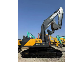 Pásové rýpadlo VOLVO EC240