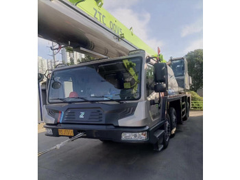 Žeriav pre všetky terény ZOOMLION ZTC700V