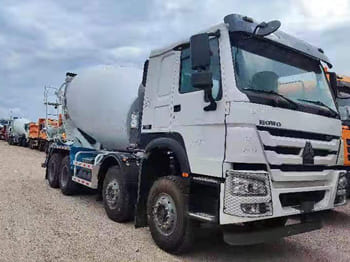 Nákladné auto SINOTRUK