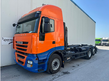 Hákový nosič kontajnerov IVECO Stralis 500