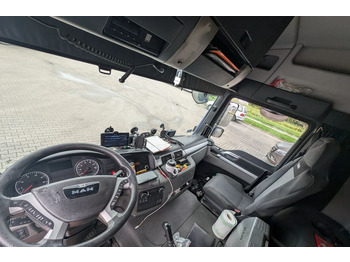 Plachtové nákladné vozidlo MAN TGL: obrázok 3