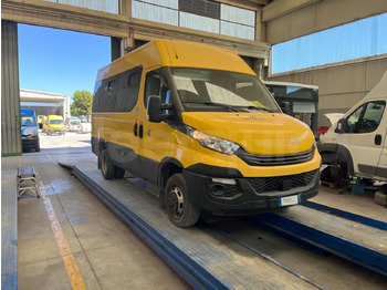 Školský autobus IVECO Daily