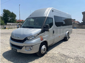 Minibus, Mikrobus Iveco Daily: obrázok 3