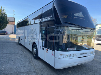 Autokar NEOPLAN