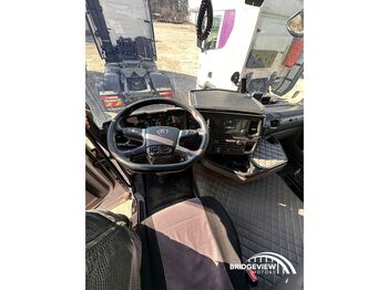 Ťahač Scania R450: obrázok 4