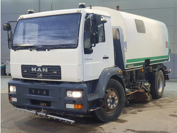 Zametacie vozidlo MAN