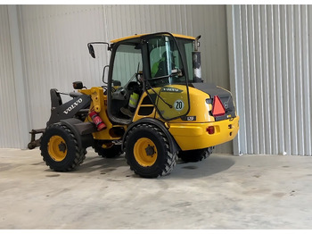 Kolesový nakladač VOLVO L25