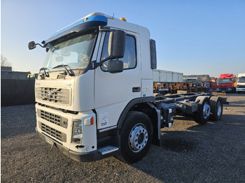 Podvozek s kabinou VOLVO FM 400