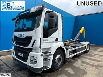 Hákový nosič kontajnerov IVECO Stralis