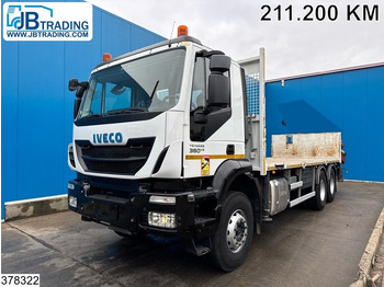 Valníkový/ Plošinový nákladný automobil IVECO Trakker