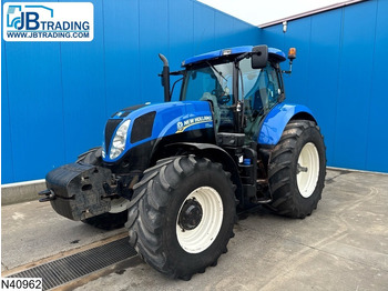Traktor NEW HOLLAND T7.210