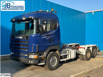Podvozek s kabinou SCANIA 124