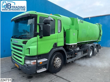 Auto na odvoz odpadu SCANIA P
