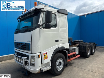 Ťahač VOLVO FH16 550