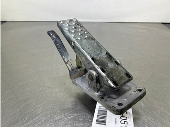 Kabína a interiér TEREX