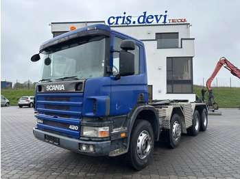 Hákový nosič kontajnerov SCANIA P124