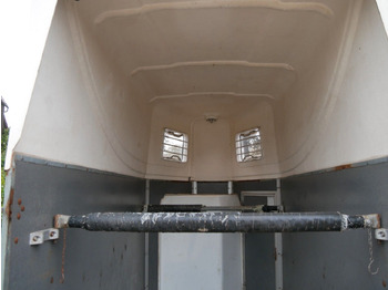 Príves na přepravu zvířat Blomert 1,5 Pferde mit Sattelkammer: obrázok 5 Príves na přepravu zvířat Blomert 1,5 Pferde mit Sattelkammer: obrázok 5