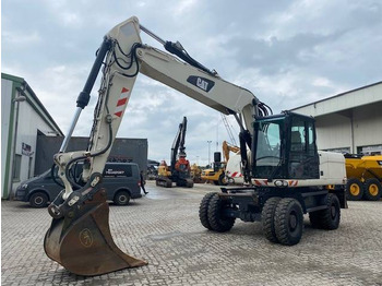 Kolesové rýpadlo CATERPILLAR M318D