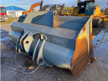 Kolesový nakladač LIEBHERR L 586