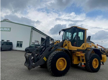 Kolesový nakladač VOLVO L90H