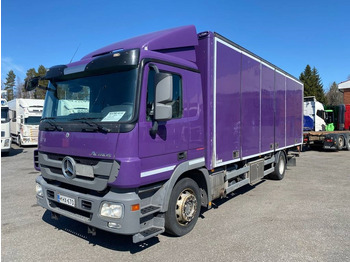 Skříňový nákladní auto MERCEDES-BENZ Actros 1832