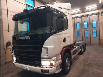 Hákový nosič kontajnerov SCANIA R144