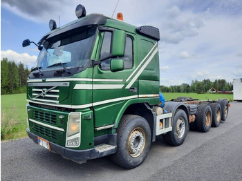 Podvozek s kabinou VOLVO FM13