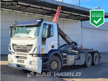 Hákový nosič kontajnerov IVECO Stralis 460
