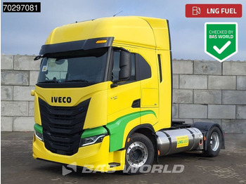 Ťahač IVECO S-WAY