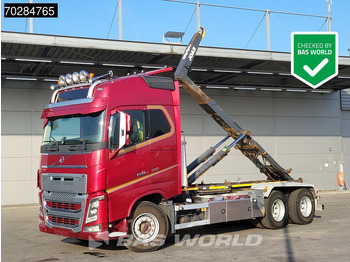 Hákový nosič kontajnerov VOLVO FH16 700