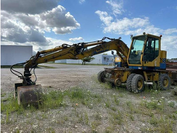 Kolesové rýpadlo CASE 788